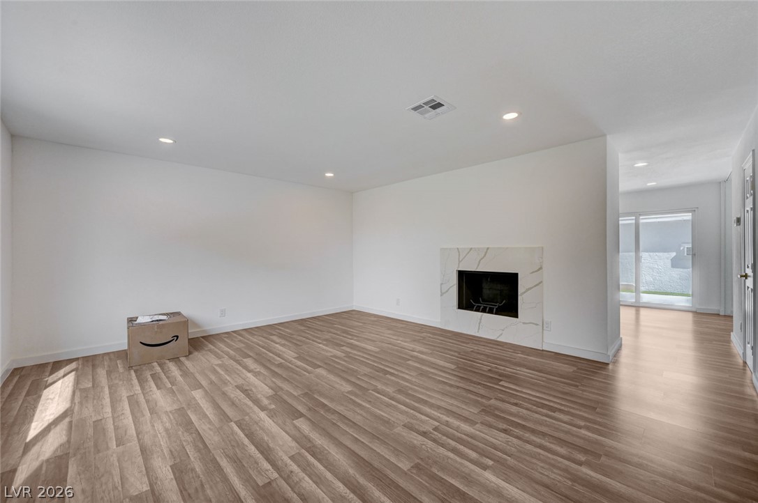 571 Greenbriar Townhouse Way Las Vegas NV 89121