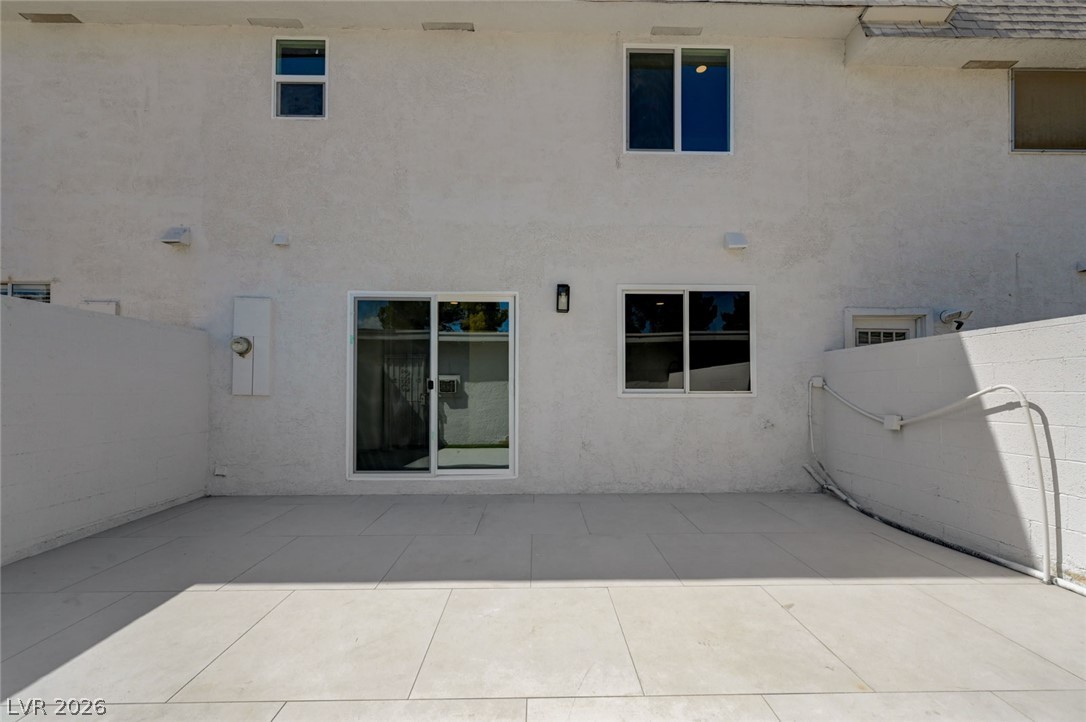 571 Greenbriar Townhouse Way Las Vegas NV 89121