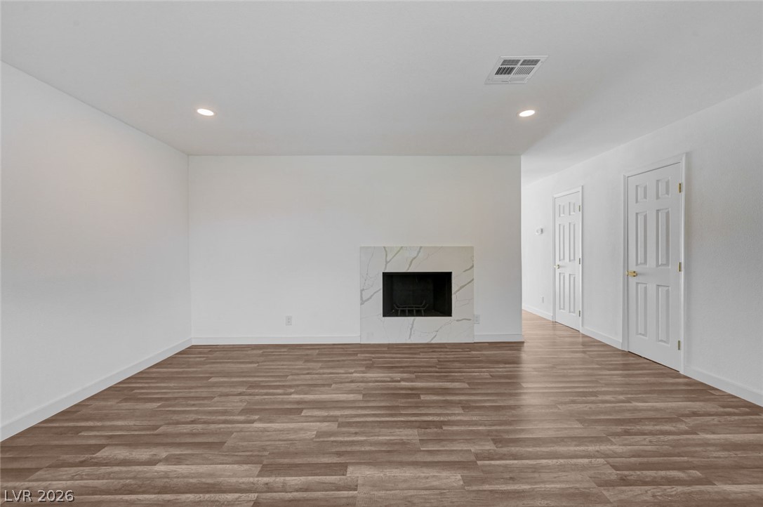 571 Greenbriar Townhouse Way Las Vegas NV 89121
