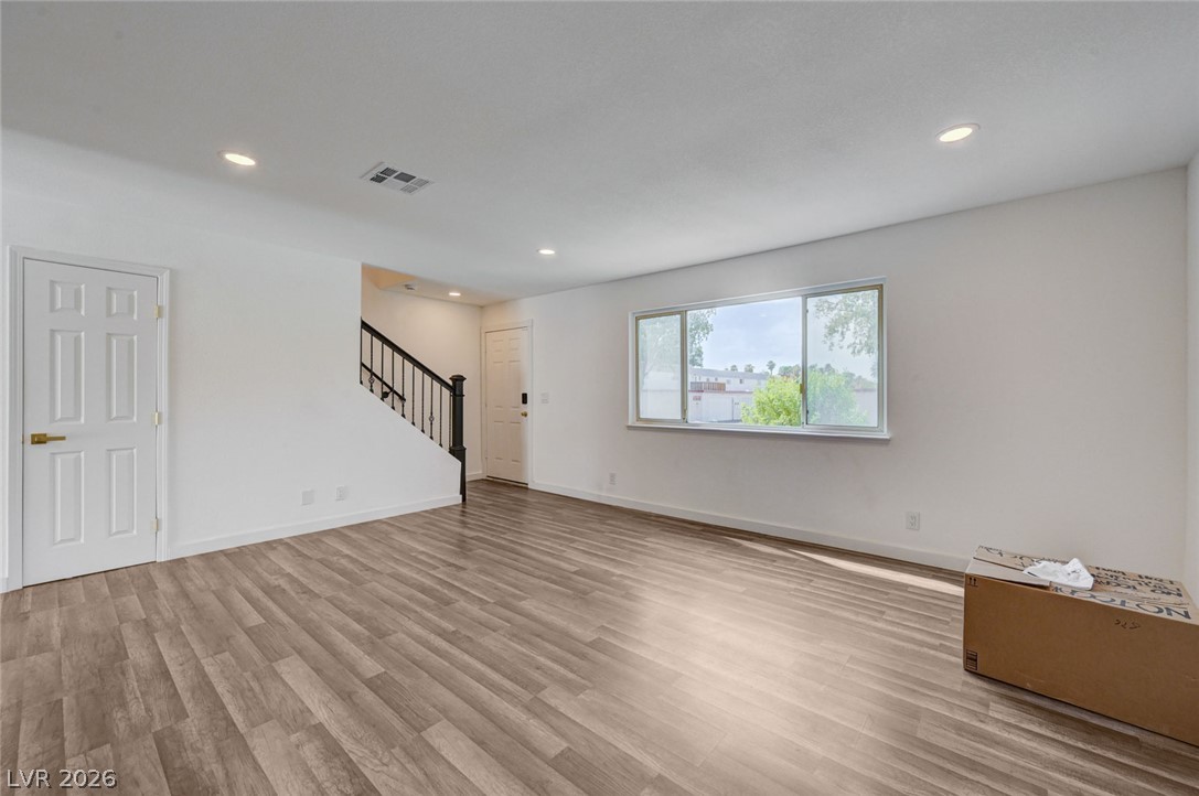 571 Greenbriar Townhouse Way Las Vegas NV 89121