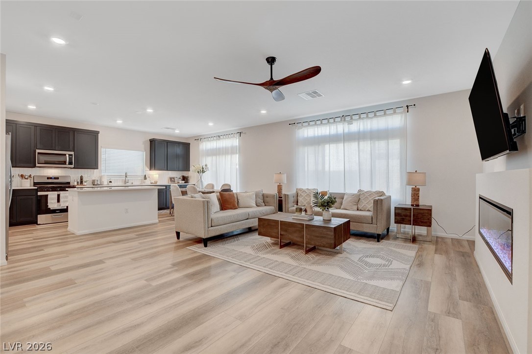 5888 Becklow Gardens Avenue Las Vegas NV 89141