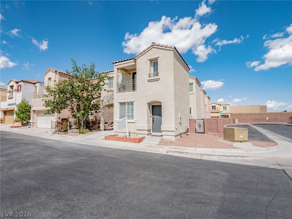 6524 Roundstone Bog Avenue Las Vegas NV 89139