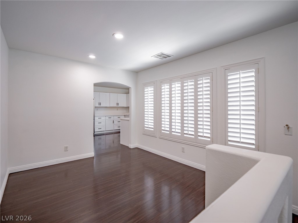 6524 Roundstone Bog Avenue Las Vegas NV 89139