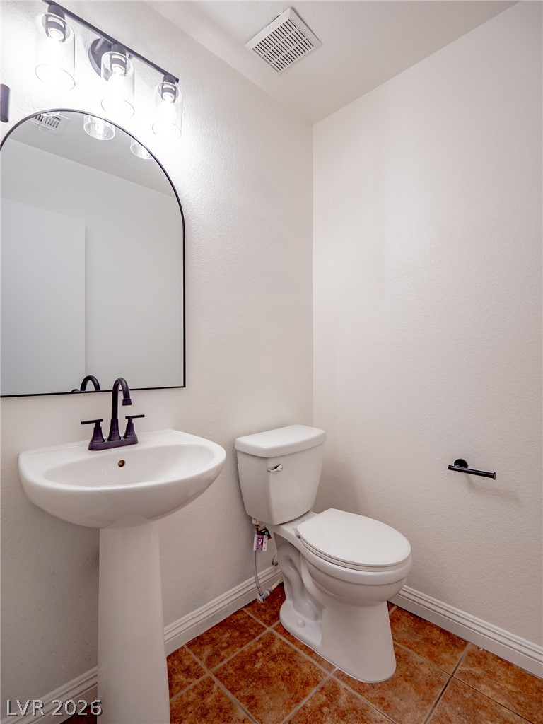 6524 Roundstone Bog Avenue Las Vegas NV 89139