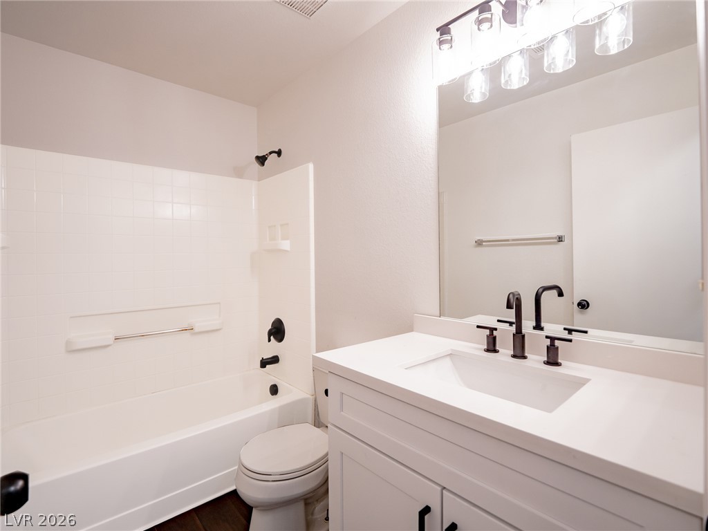 6524 Roundstone Bog Avenue Las Vegas NV 89139