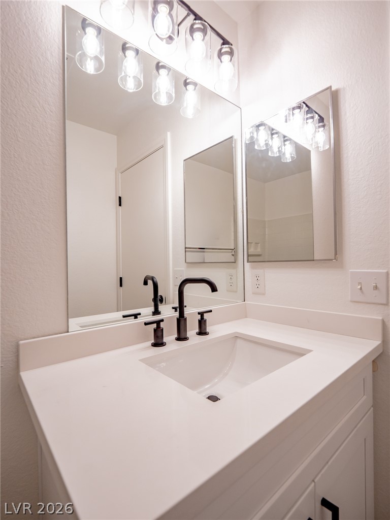6524 Roundstone Bog Avenue Las Vegas NV 89139