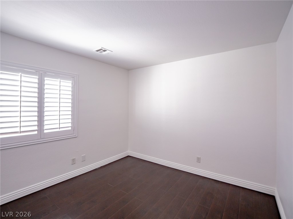 6524 Roundstone Bog Avenue Las Vegas NV 89139