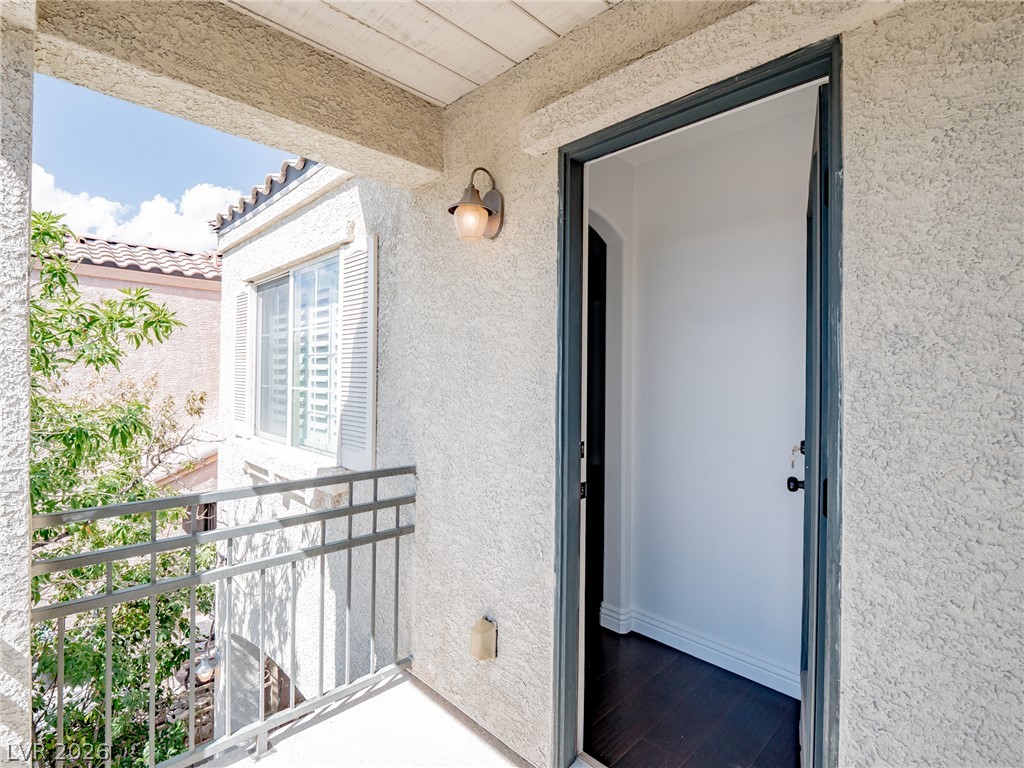 6524 Roundstone Bog Avenue Las Vegas NV 89139