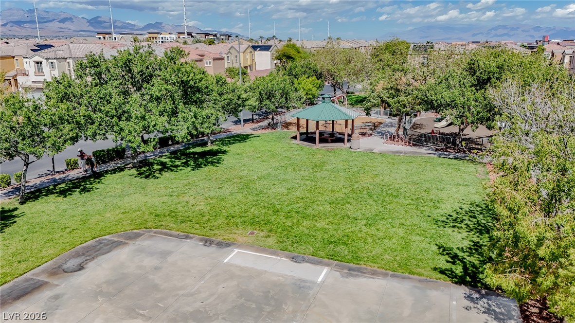 6524 Roundstone Bog Avenue Las Vegas NV 89139