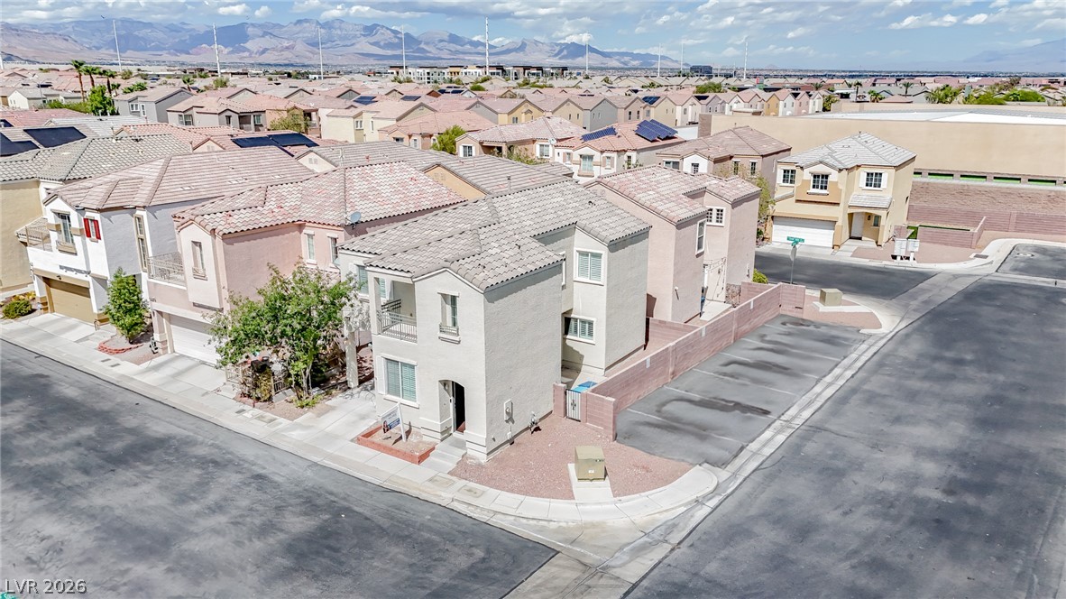 6524 Roundstone Bog Avenue Las Vegas NV 89139