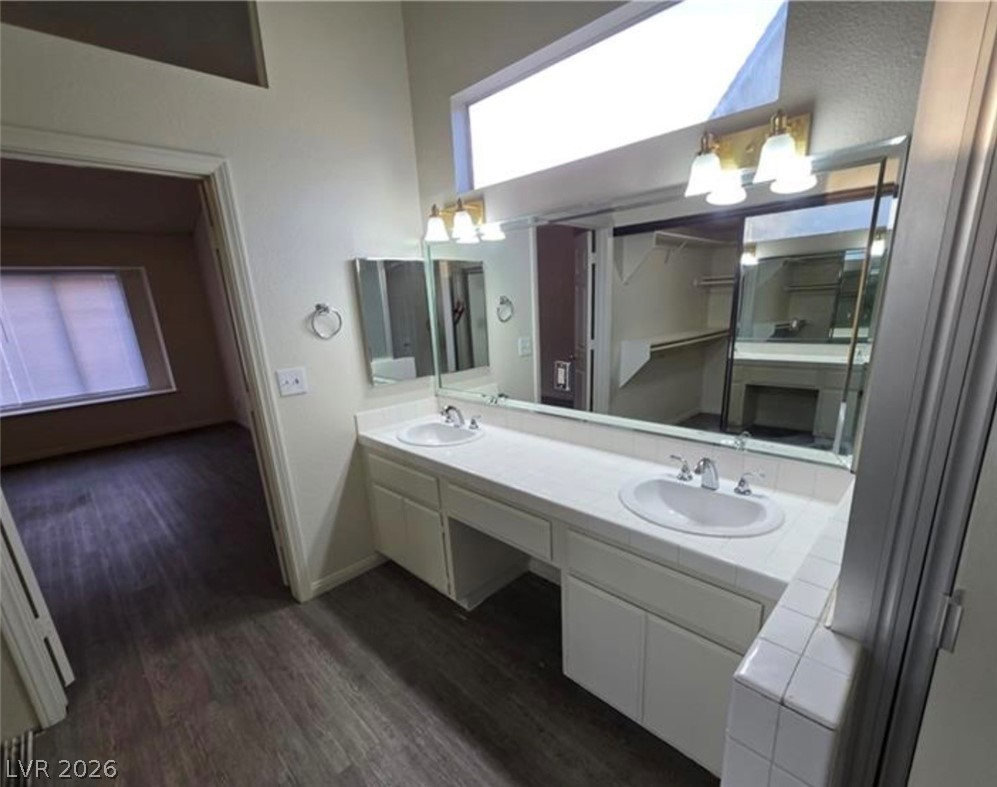 6561 Avon Court Las Vegas NV 89108