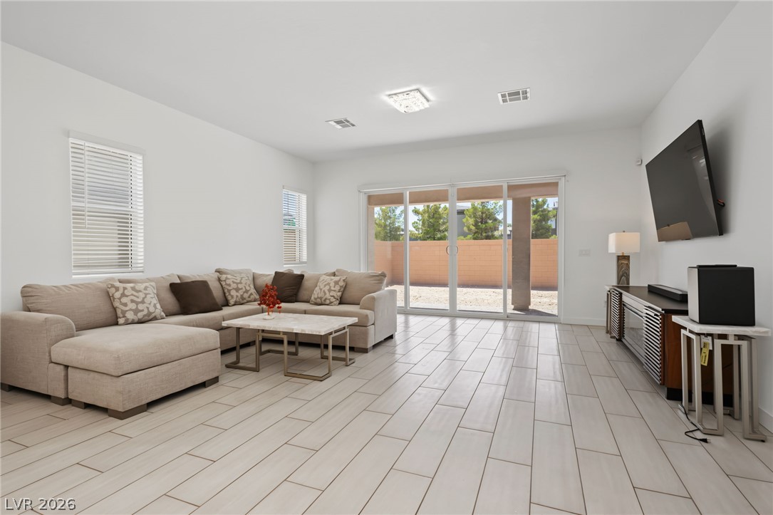 10205 Tumbaga Street Las Vegas NV 89183