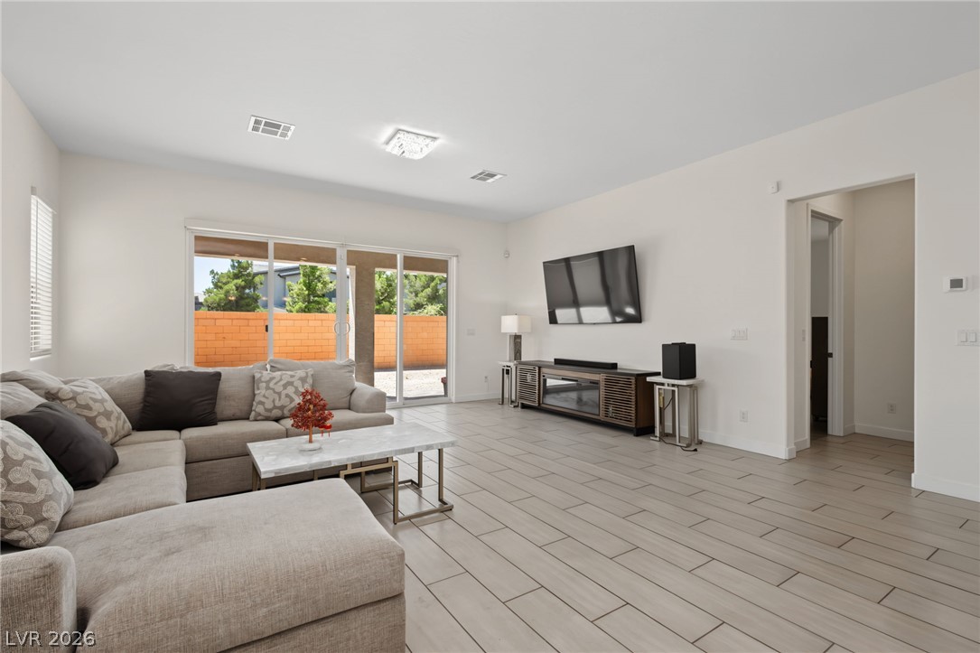 10205 Tumbaga Street Las Vegas NV 89183