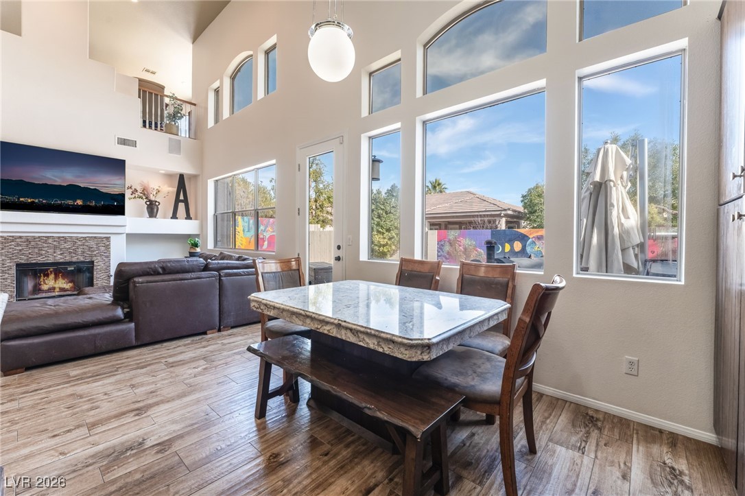 2766 Glen Port Street Las Vegas NV 89135