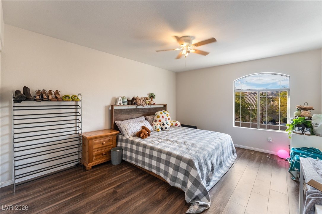 2766 Glen Port Street Las Vegas NV 89135