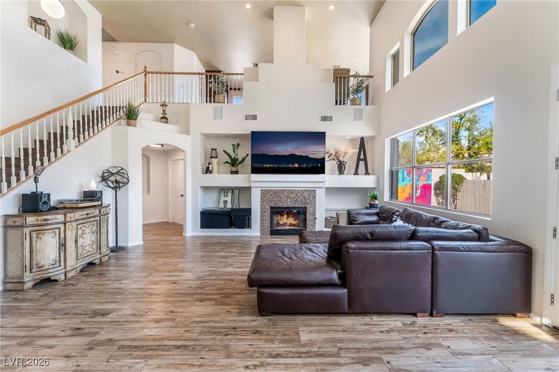 2766 Glen Port Street Las Vegas NV 89135