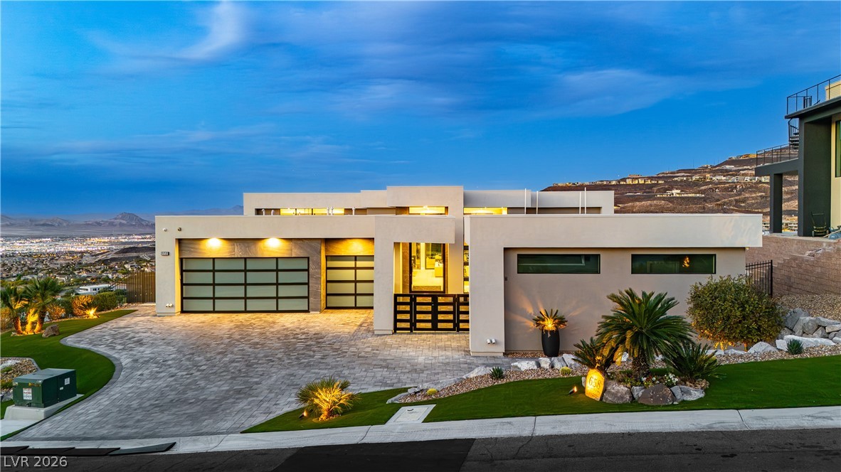 658 Dragon Peak Drive Henderson NV 89012