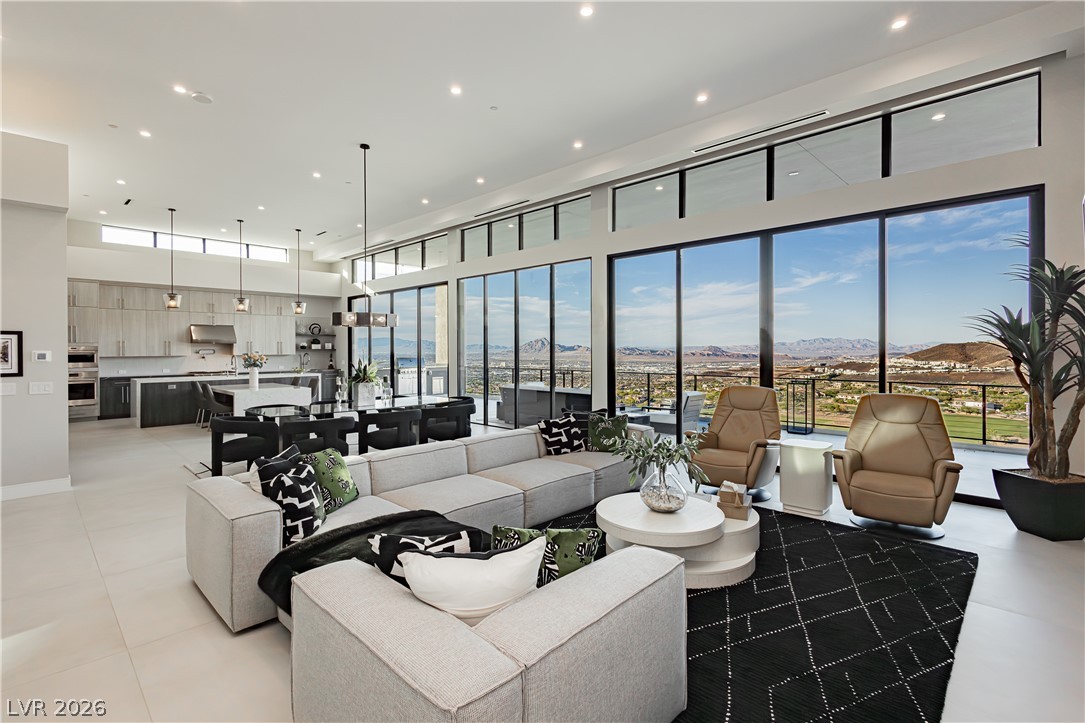 658 Dragon Peak Drive Henderson NV 89012