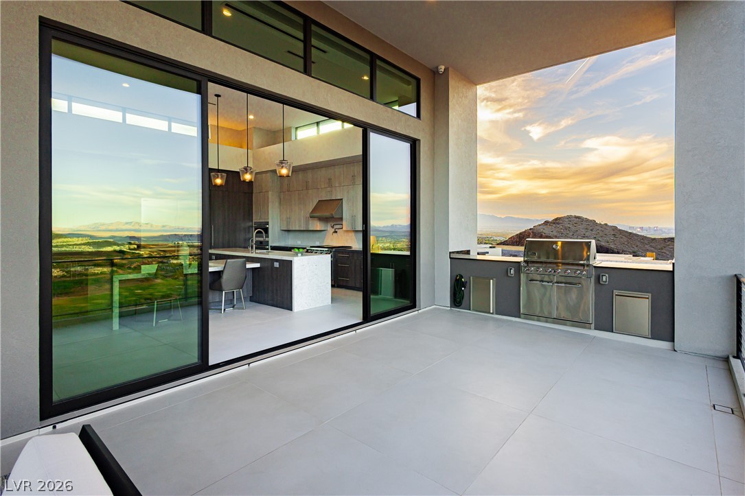 658 Dragon Peak Drive Henderson NV 89012
