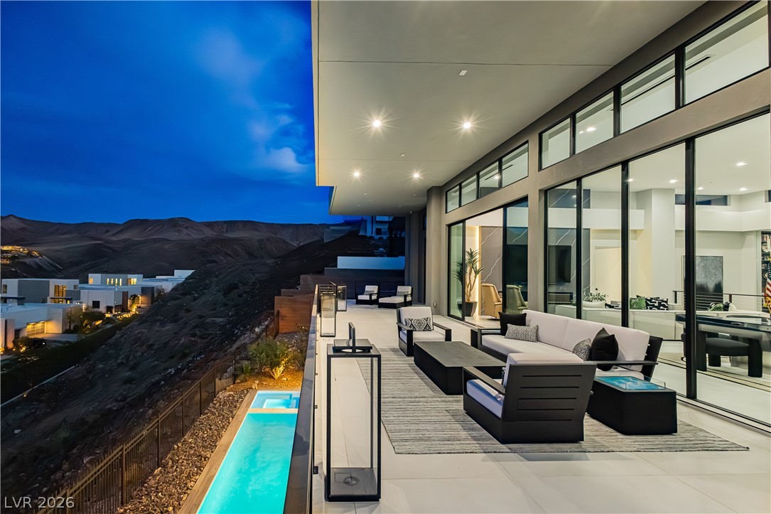 658 Dragon Peak Drive Henderson NV 89012