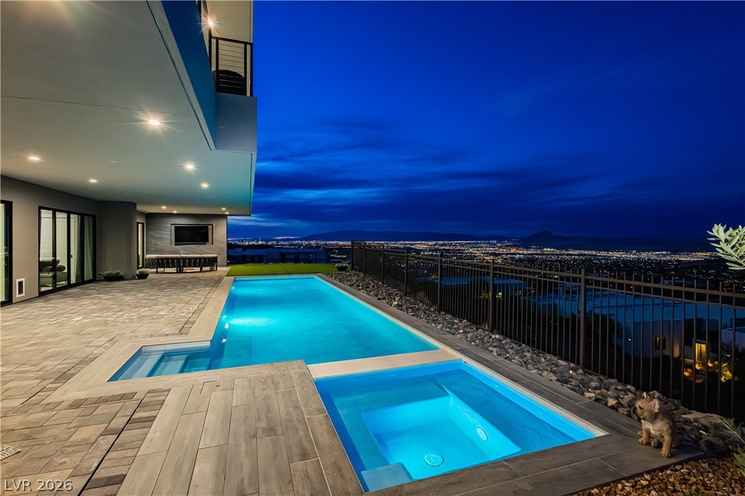658 Dragon Peak Drive Henderson NV 89012