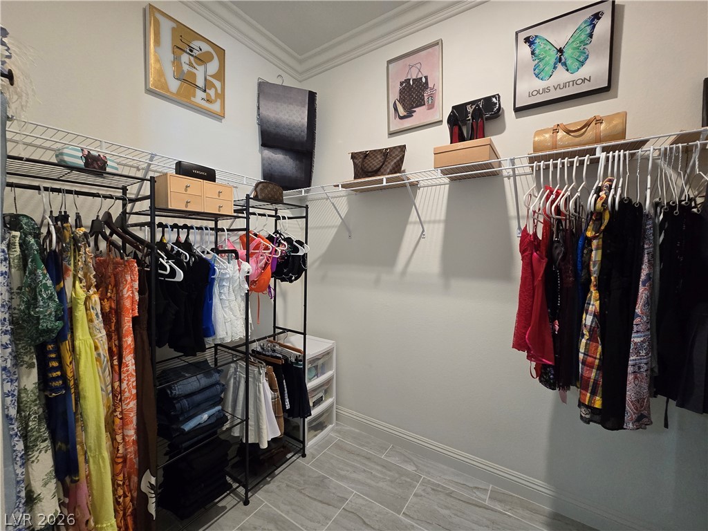 9743 Newcastle Spring Avenue Las Vegas NV 89178