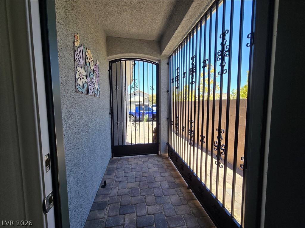 9743 Newcastle Spring Avenue Las Vegas NV 89178