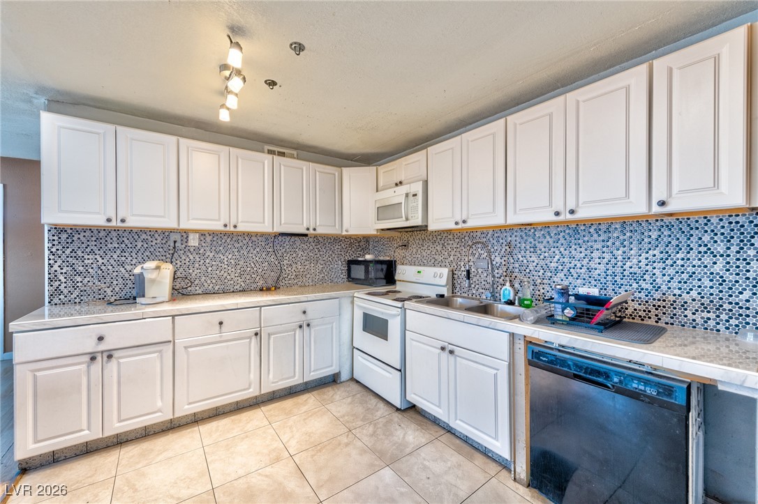 247 Tungsten Street Henderson NV 89015