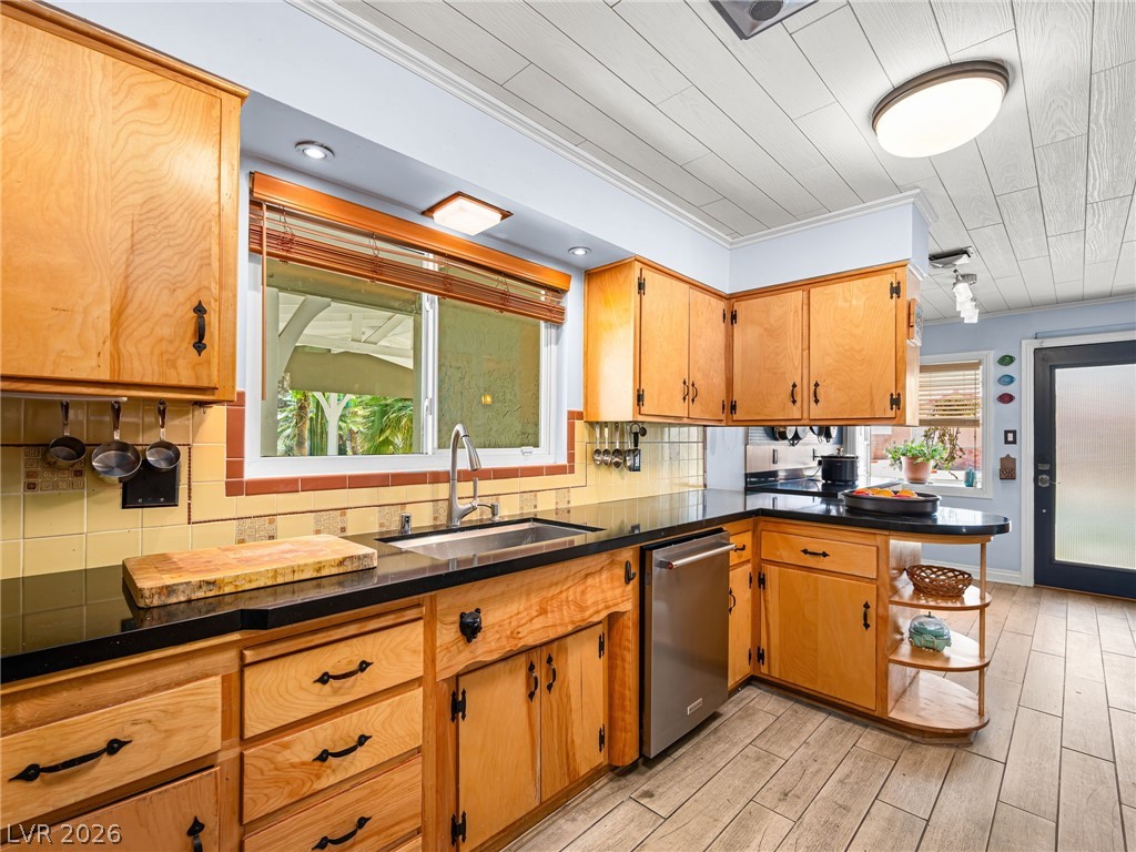 521 Sweeney Avenue Las Vegas NV 89104