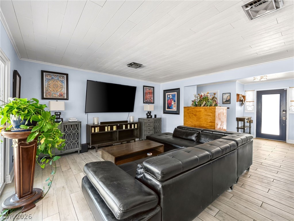 521 Sweeney Avenue Las Vegas NV 89104