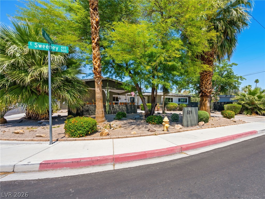 521 Sweeney Avenue Las Vegas NV 89104