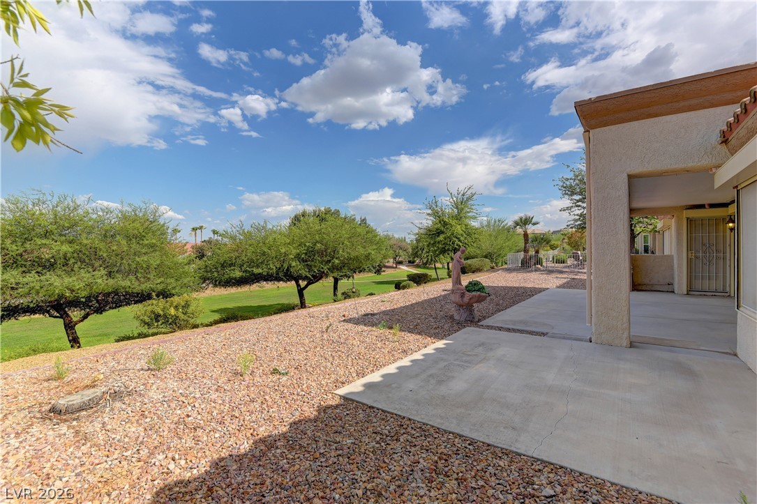 2516 Highvale Drive Las Vegas NV 89134