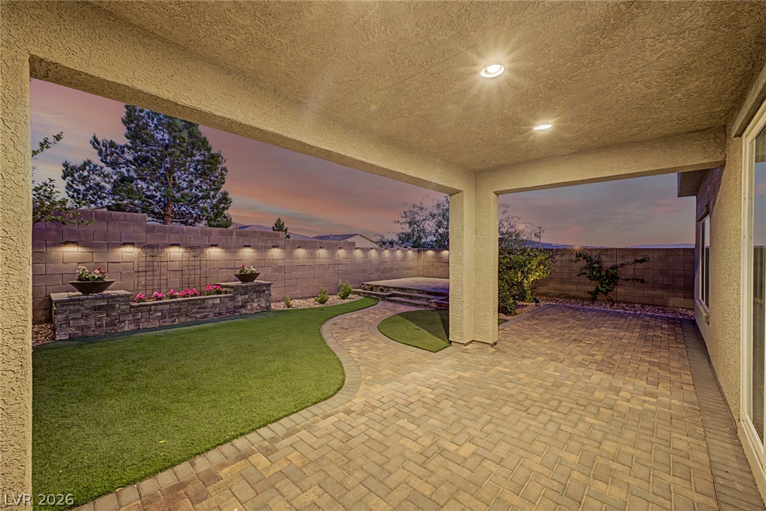 25 Via Corvina Henderson NV 89011