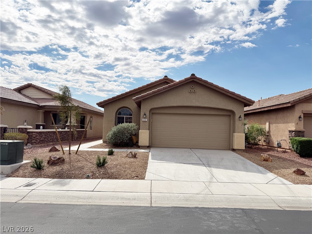 6101 Saddle Horse Avenue Las Vegas NV 89122