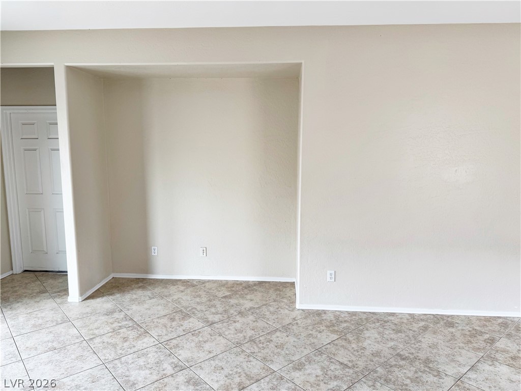 6101 Saddle Horse Avenue Las Vegas NV 89122