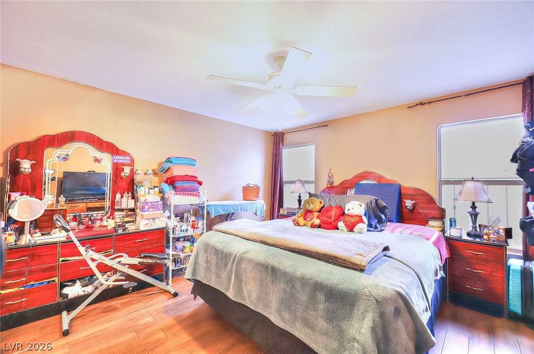 5420 Moonstruck Avenue Las Vegas NV 89107