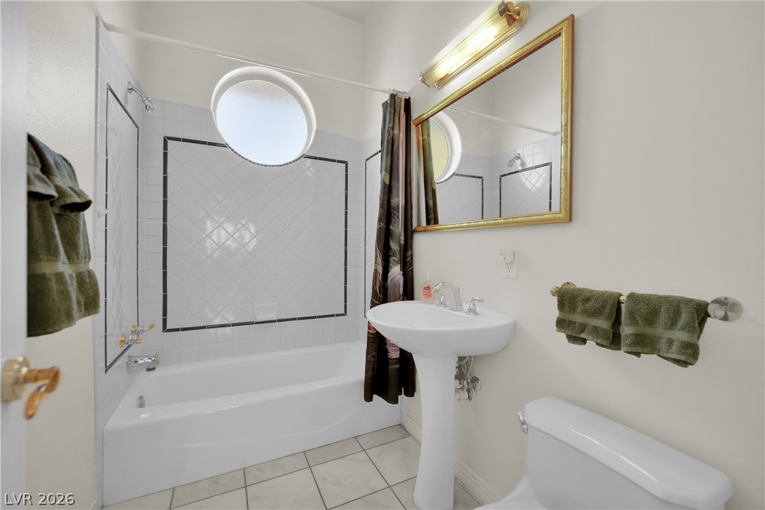 8125 Tiara Cove Circle Las Vegas NV 89128