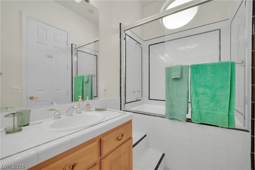8125 Tiara Cove Circle Las Vegas NV 89128