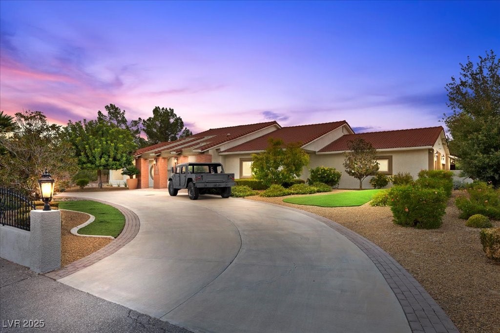 8180 West Red Coach Avenue Las Vegas NV 89129