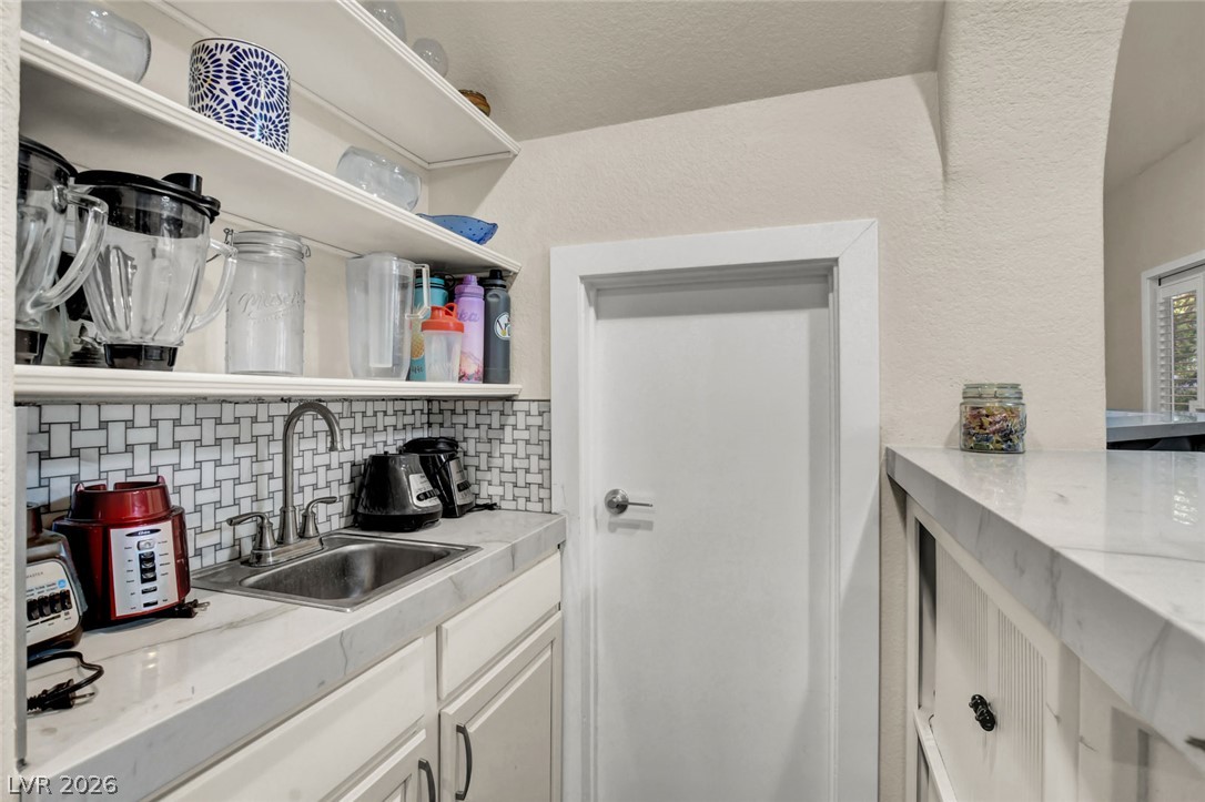 2017 Grafton Avenue Henderson NV 89074