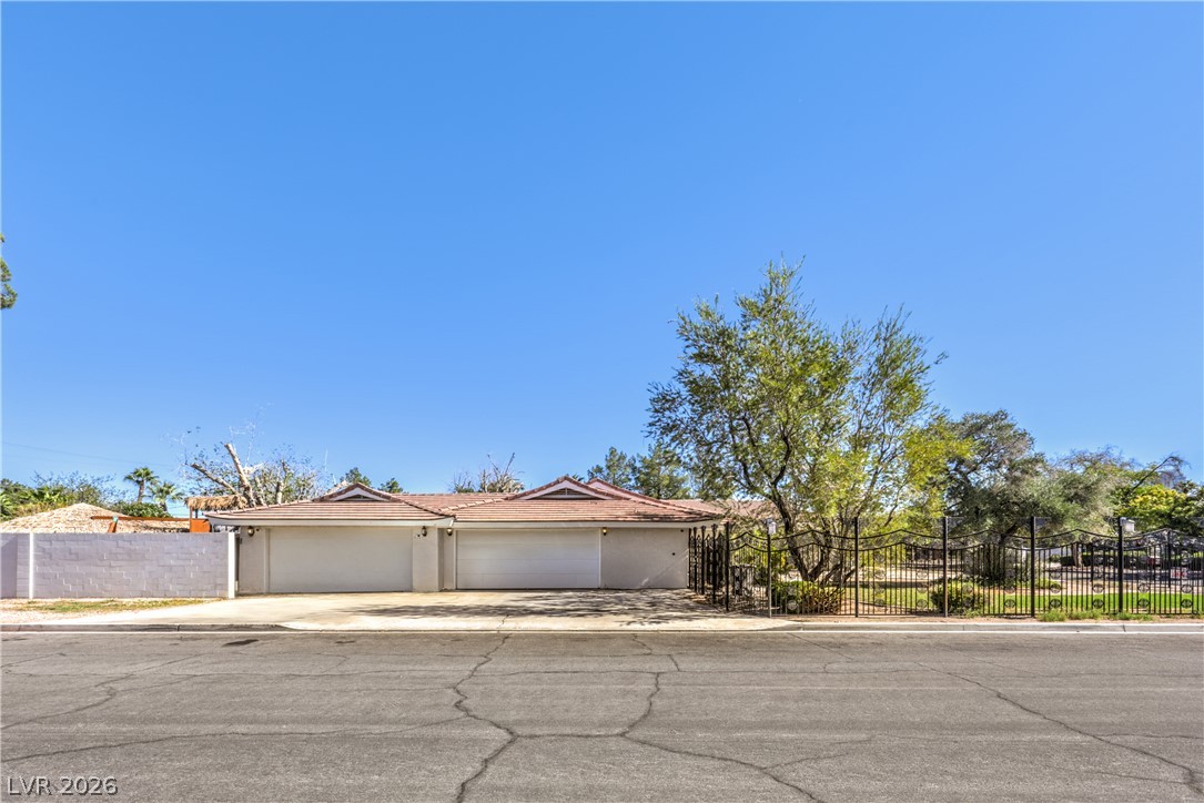 2020 Silver Avenue Las Vegas NV 89102
