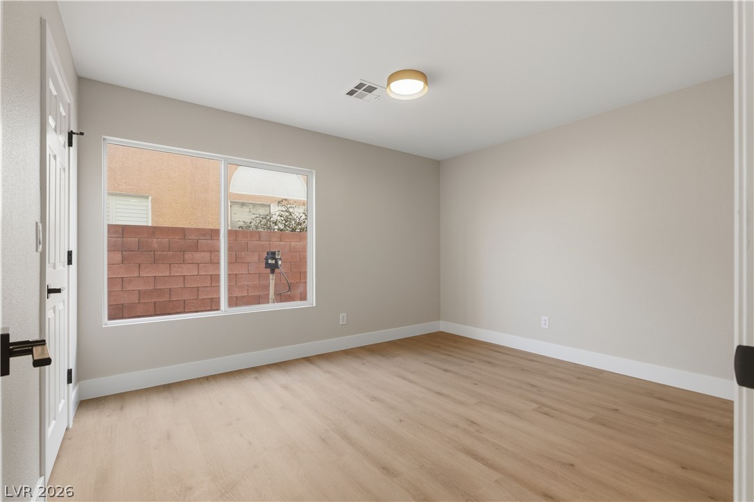 7536 Gossamer Wind Street Las Vegas NV 89139