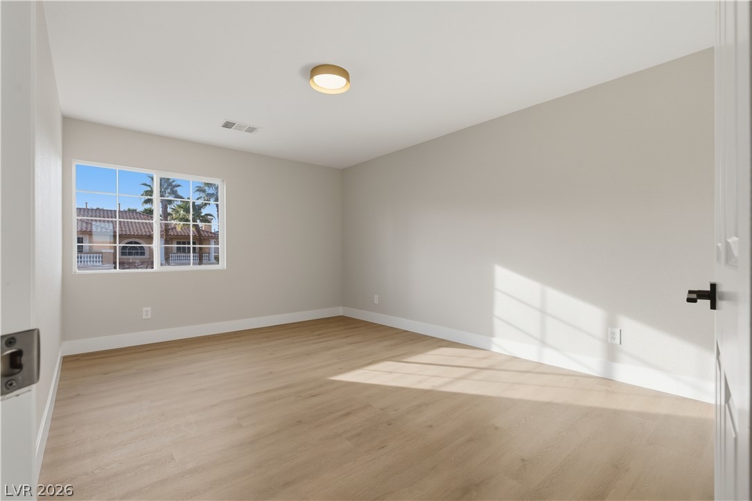 7536 Gossamer Wind Street Las Vegas NV 89139