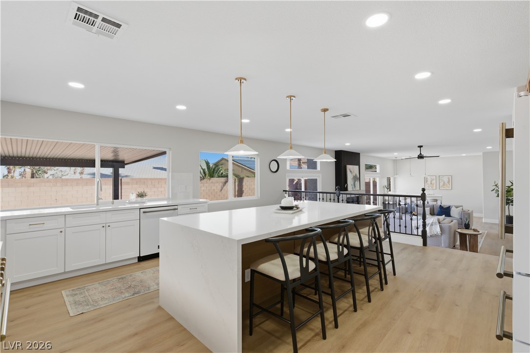 7536 Gossamer Wind Street Las Vegas NV 89139