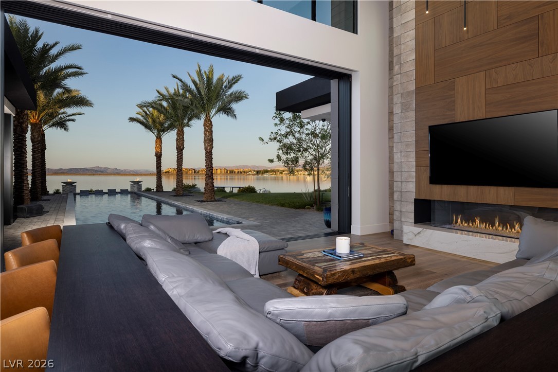 10 Sunrise Beach Circle Henderson NV 89011