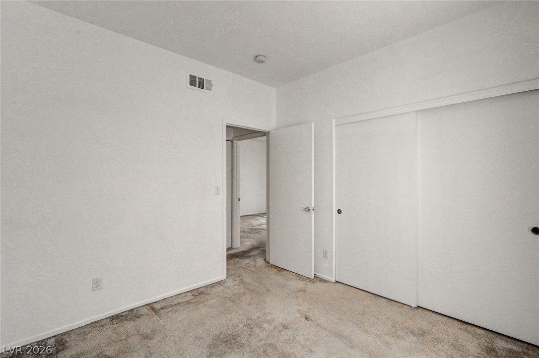 5370 Runningbrook Road Las Vegas NV 89120