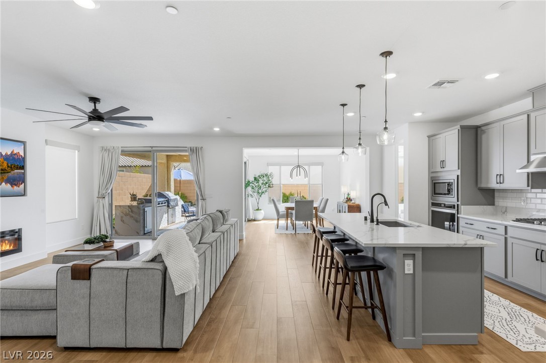 6490 Sandero Springs Street Las Vegas NV 89166