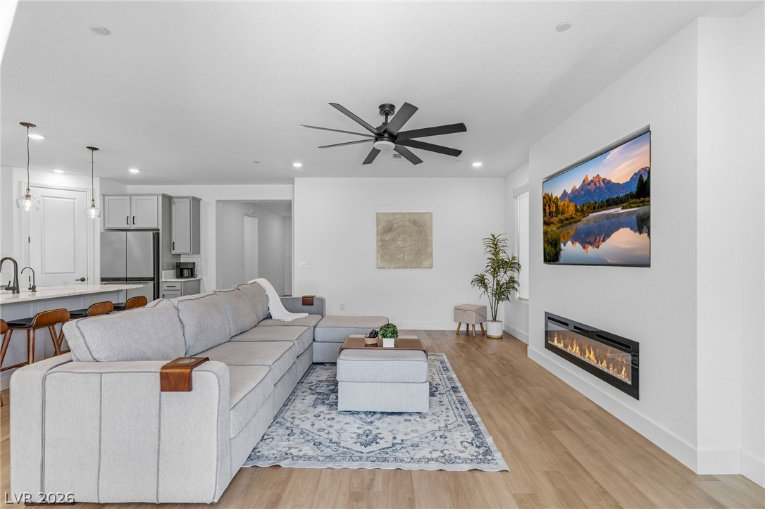 6490 Sandero Springs Street Las Vegas NV 89166