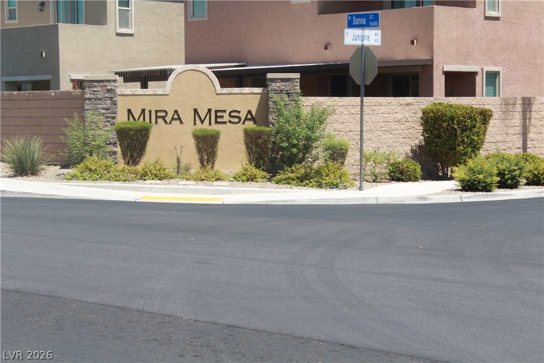 1010 Cliff Castle Avenue North Las Vegas NV 89081
