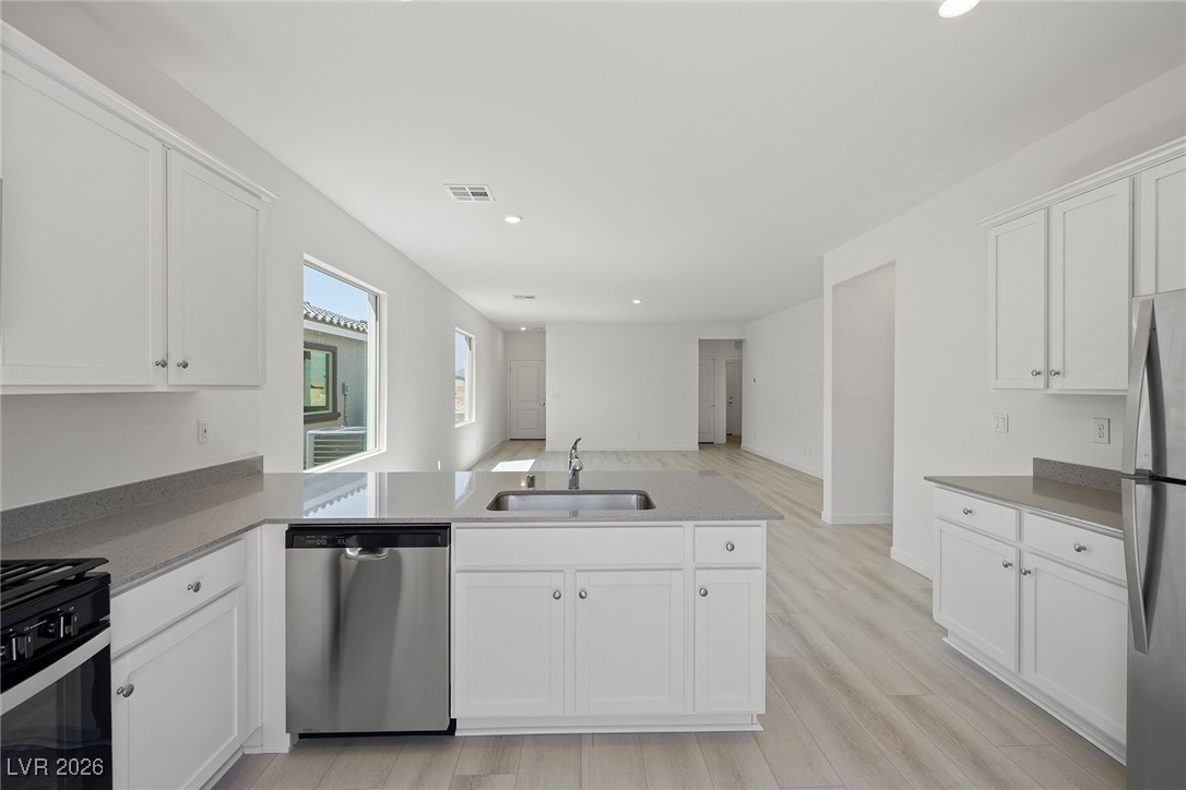 6751 Magnolia River Avenue Las Vegas NV 89156
